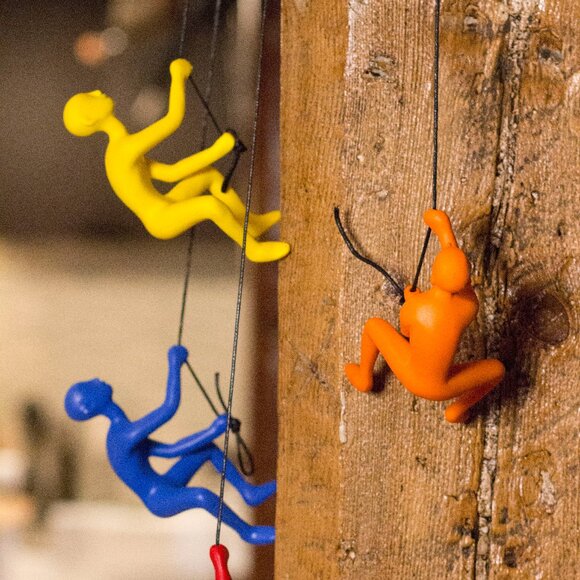 Climbing Man Home Decor Classic Wall-Art Sculpture | 1-Piece | Yellow | - Picture 4 of 5